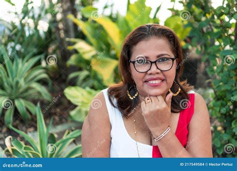 maturelatina|Older Latina Woman Pictures, Images and Stock Photos.